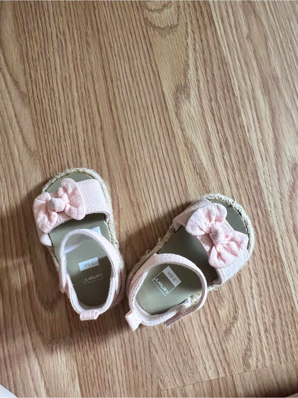 Gently Bow-Accent Pink Baby Sandals